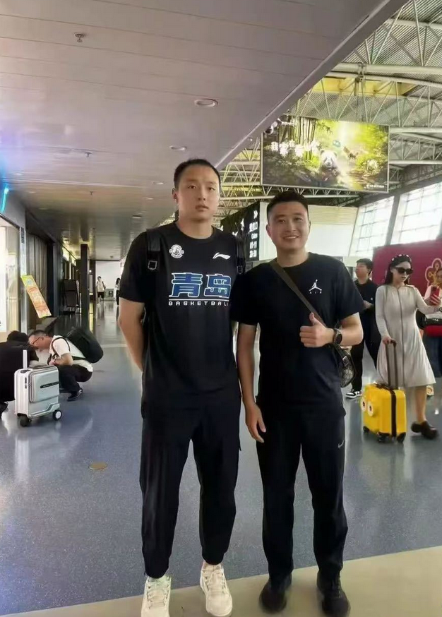 jr, 青岛男篮渴 jr, 青岛男篮渴