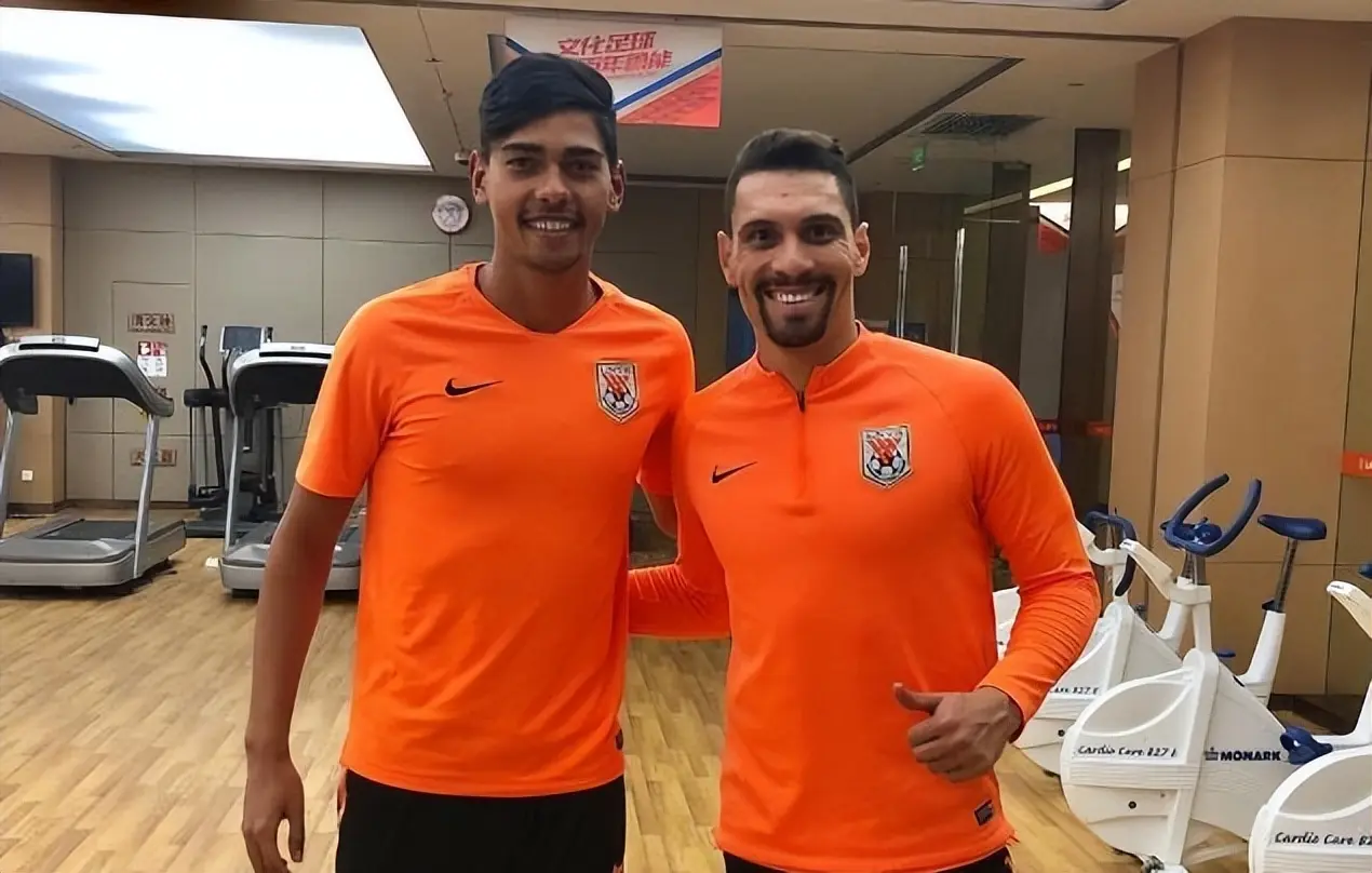 img, 赛表现平平, 跟他提前解